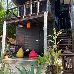 ** Resort Leaf House Sha Approved Thailand
