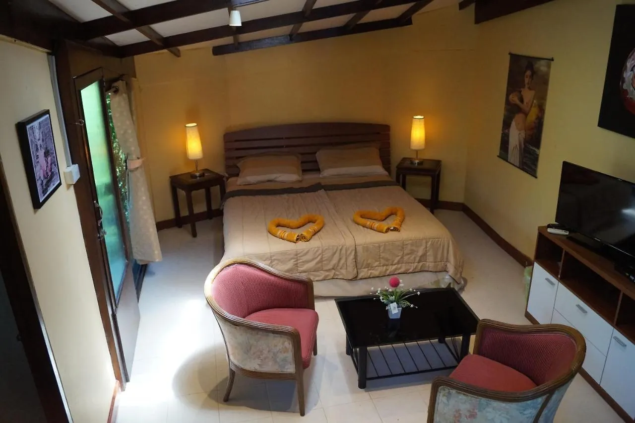 Guest house Relax Eco Life Center - Khao Lak Hotel