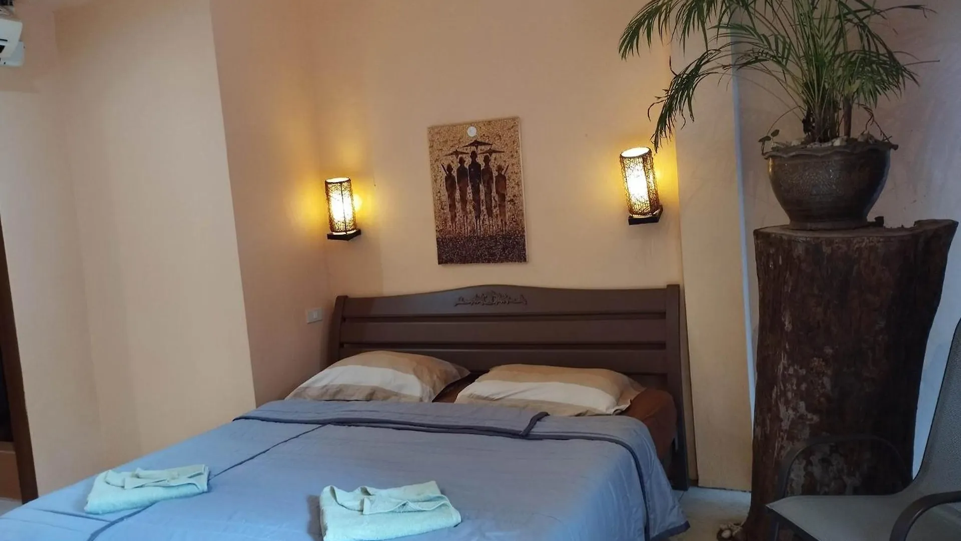 Guest house Relax Eco Life Center - Khao Lak Hotel
